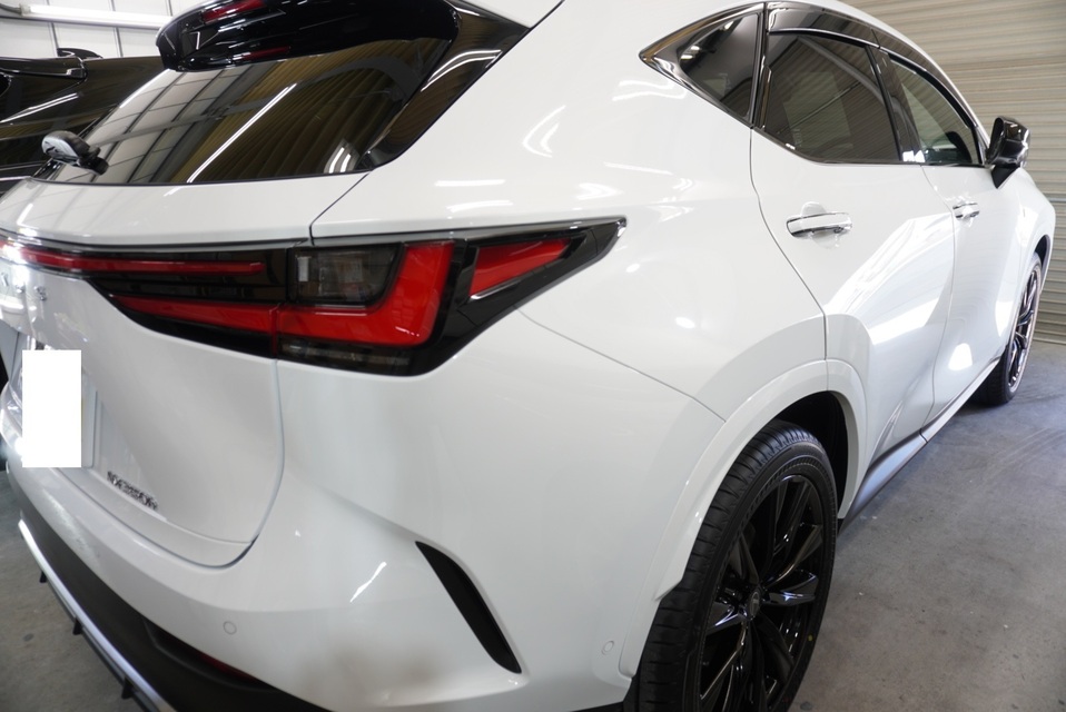 施工後　レクサスNX350ｈ（ホワイト）サイド