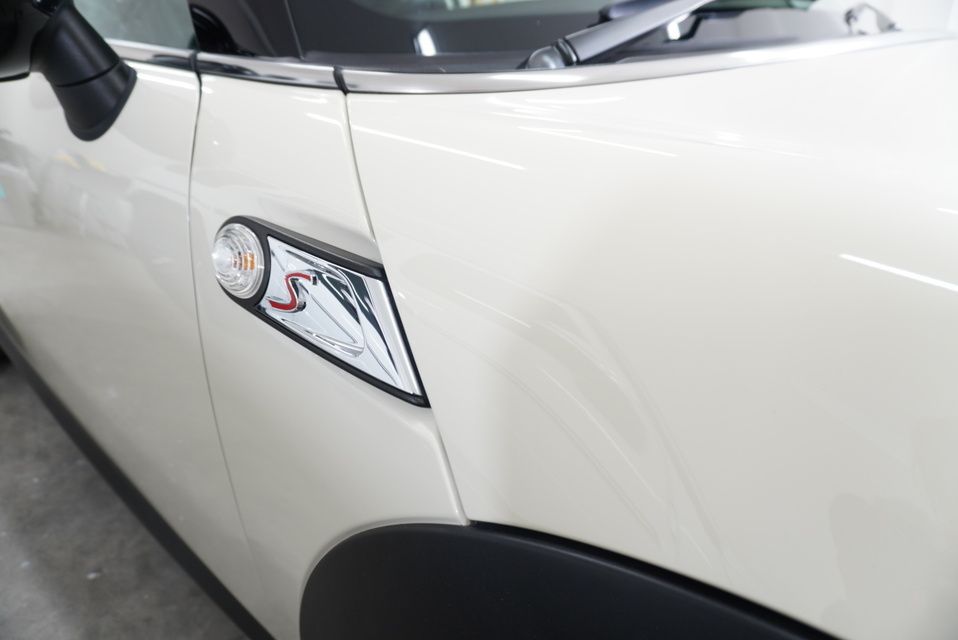 施工後　ミニクーパーS（ホワイト）　サイド