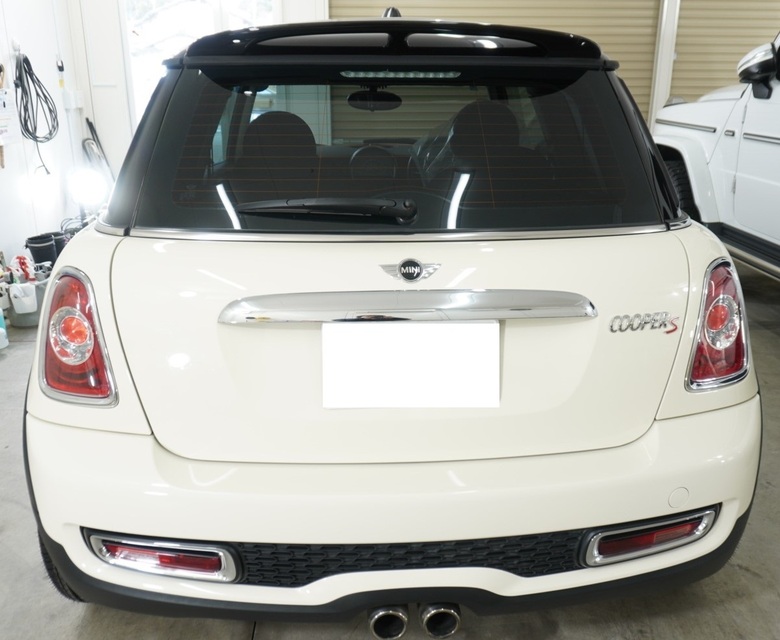 施工後　ミニクーパーS（ホワイト）　リア