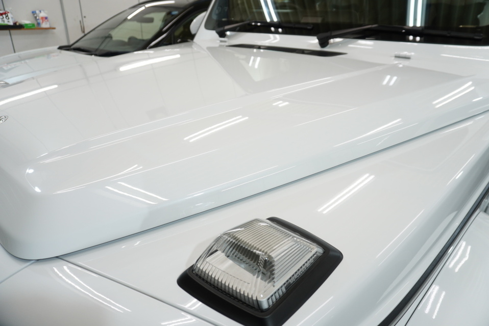 施工後　メルセデスベンツG450（ホワイト）　フロントアップ