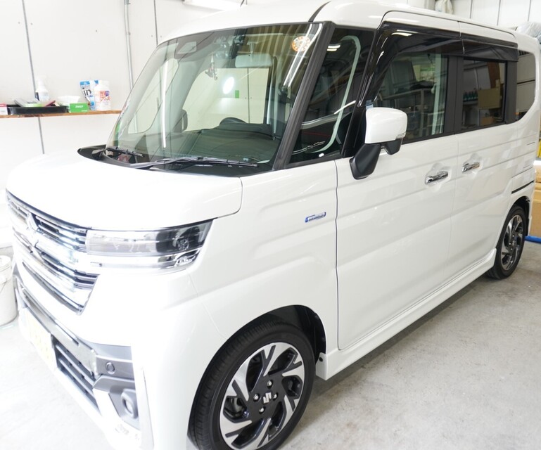 施工後　スズキ　スペーシアカスタム（ホワイト）サイドアップ