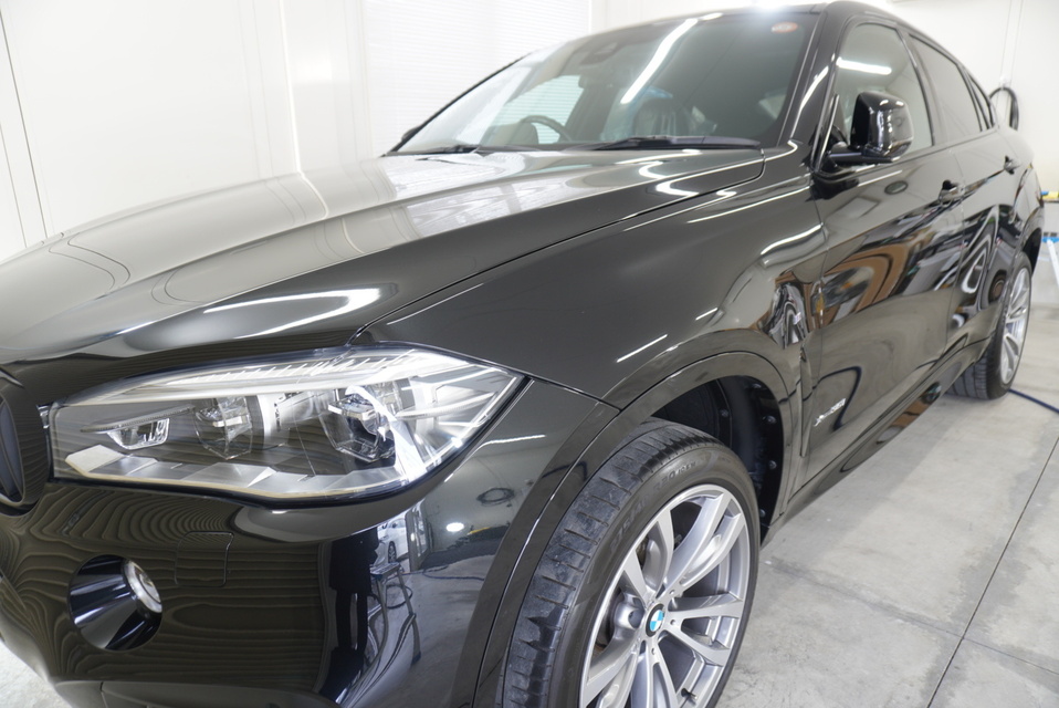 施工後　BMWX6(ブラック）　車全体