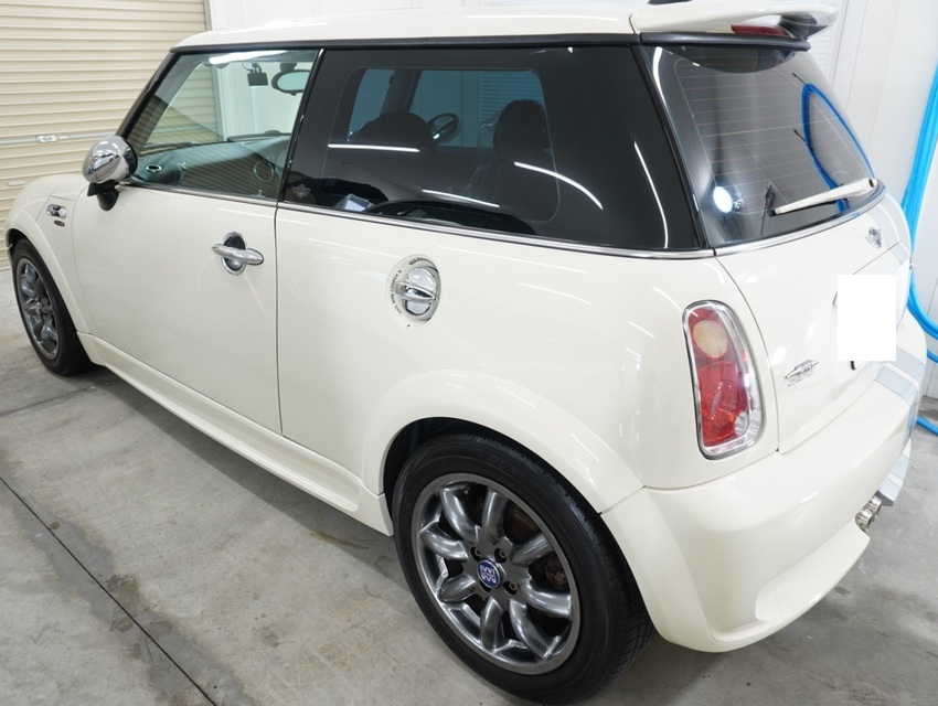 施工後　ミニ（ホワイト×シルバーライン）　サイド