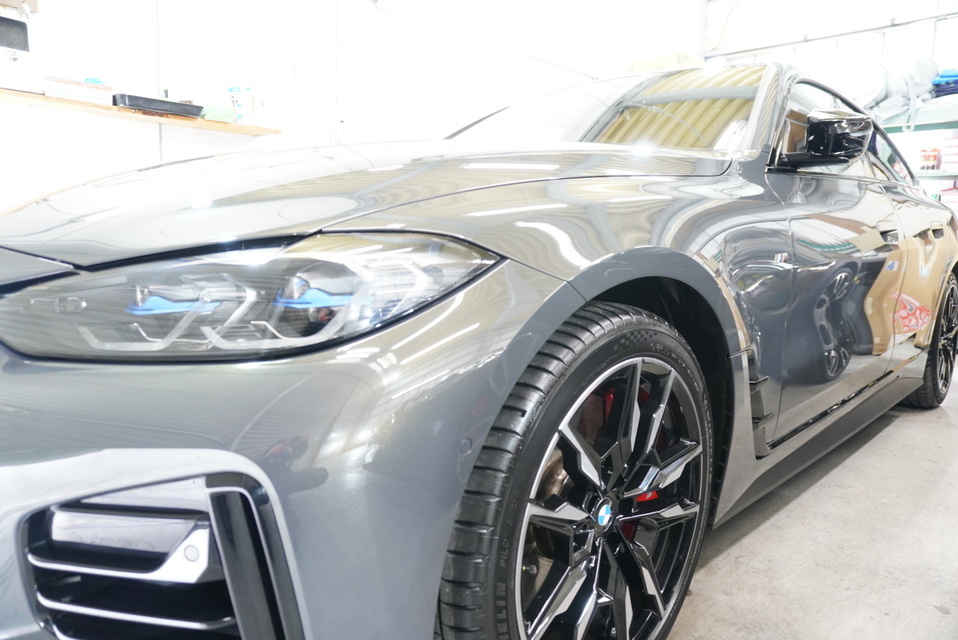 施工後　BMWM440（グレー）　サイド