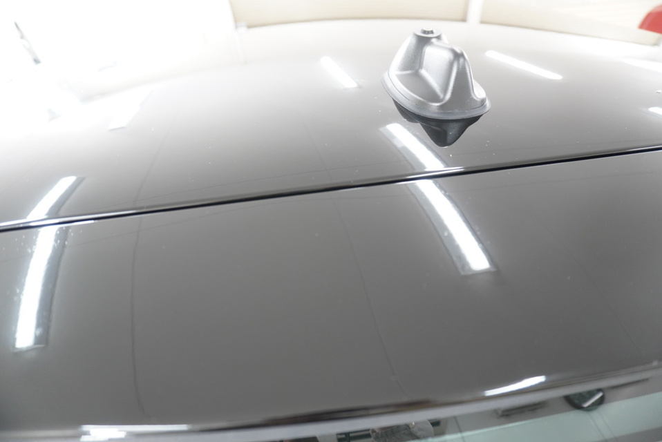 施工後　ミニクーパー（ホワイト）ルーフ面