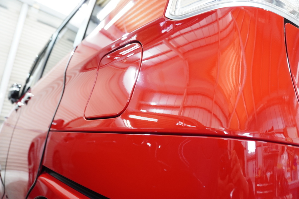 施工後　スズキ　ソリオバンディット（レッド）　リアサイドアップ