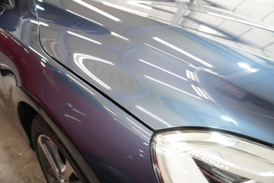 施工後　ボルボV40（ブルーグレー）　フロントアップ