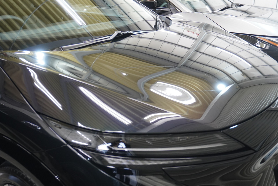 施工後　日産アリア(ブラック）　ボンネット