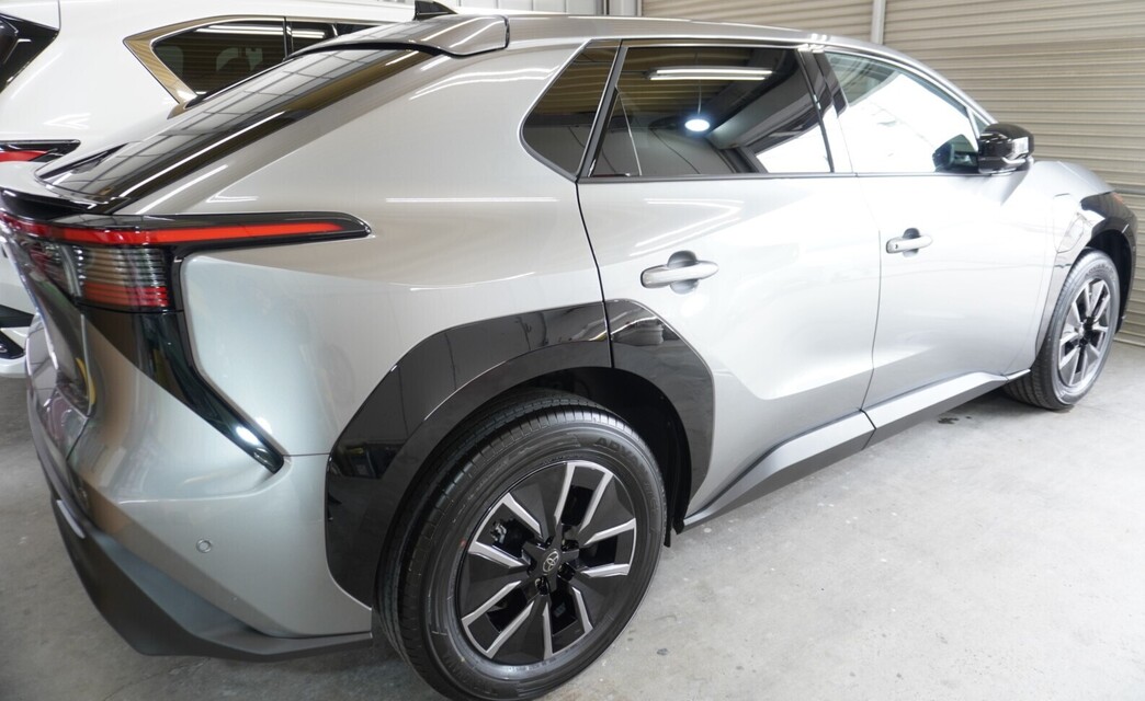施工後　トヨタ　ｂｚ4ｘ（グレー）　車全体