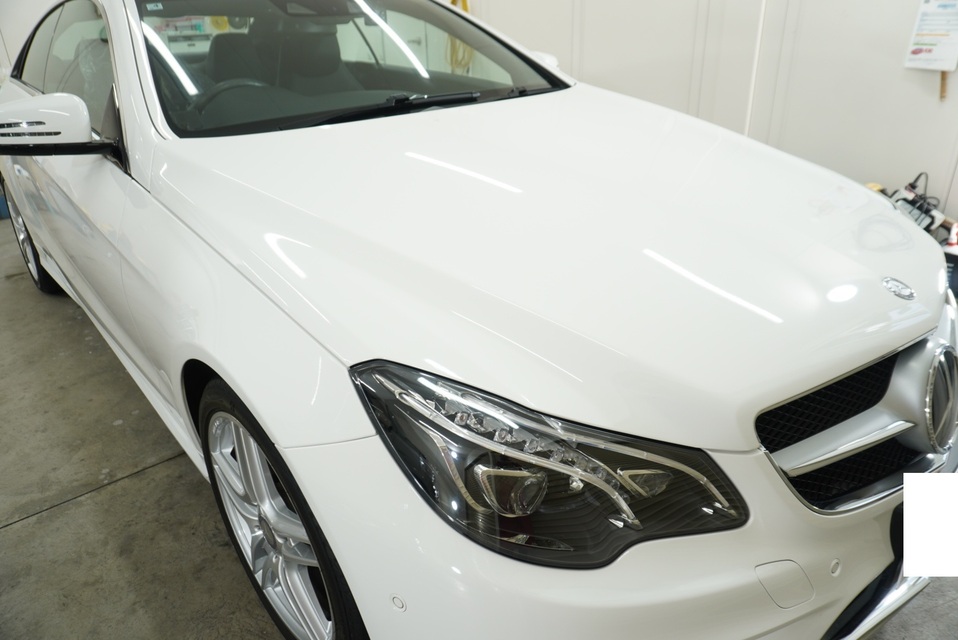 施工後　メルセデスベンツEクーペ（ホワイト）　車全体