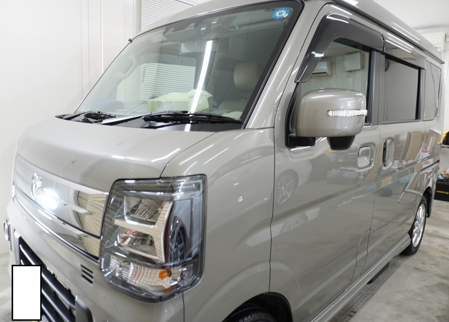 施工後　マツダ　スクラム　サイド
