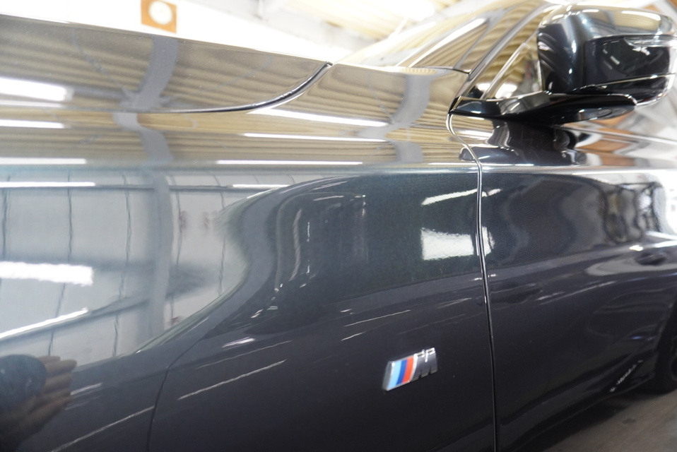 施工後　BMW740(グレー）　サイドアップ