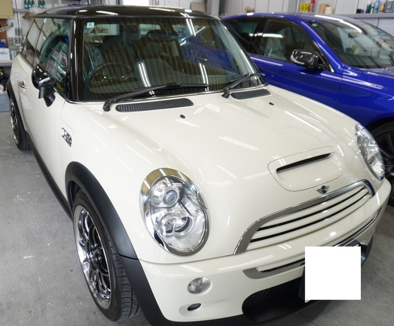 施工後　ミニ（ホワイト）　車全体