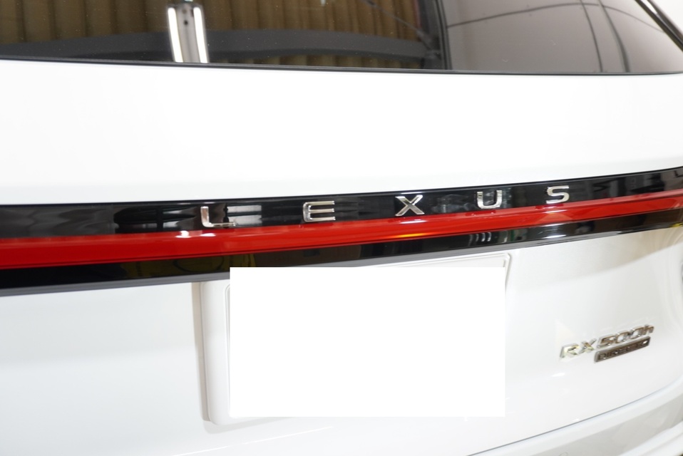施工後　レクサスRX（ホワイト）リア