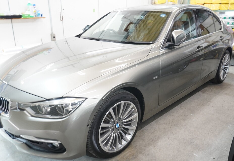 施工後　BMW320(グレー）車全体