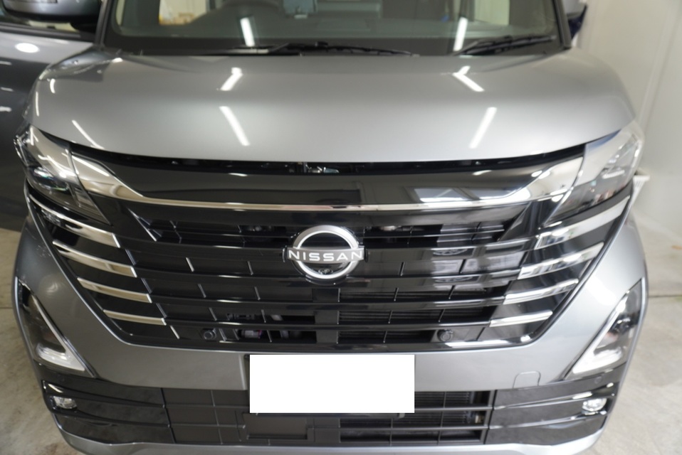 施工後　日産ルークス（グレー）フロント
