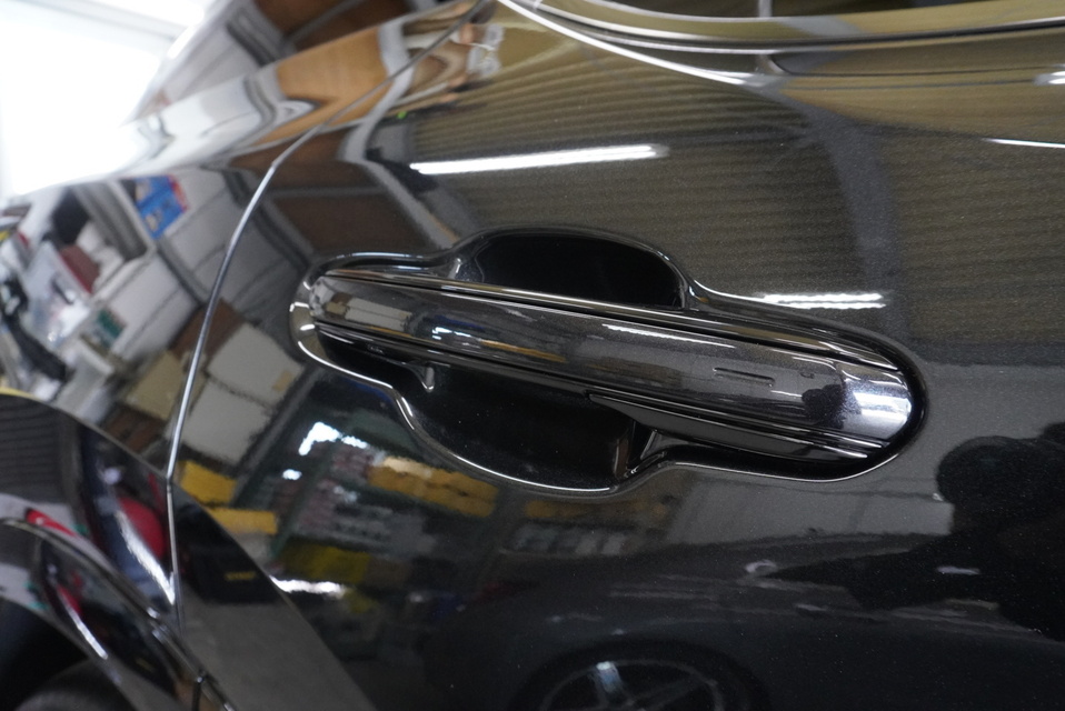 施工後　トヨタ　レクサスRX(ブラック）ドアハンドル付近