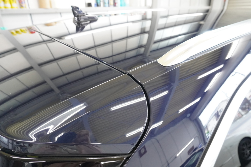 施工後　アウディA6（ブルー）　　ルーフ面