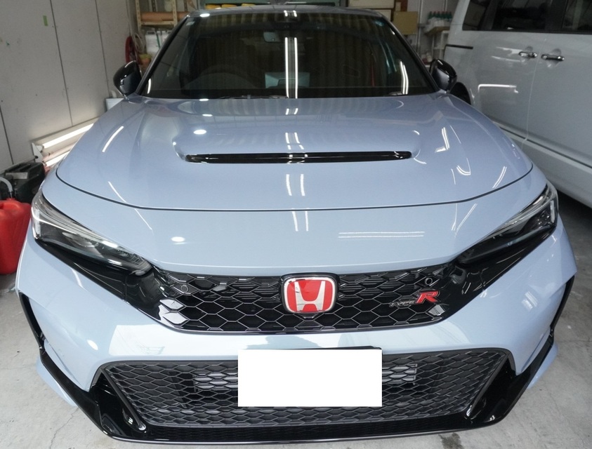 施工後　ホンダ　シビックタイプR（グレー）ボンネットアップ