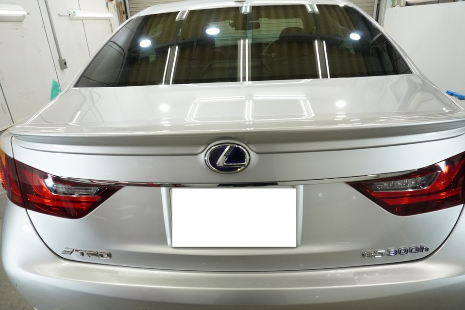 施工後　レクサスGS300ｈ（グレー）　リア