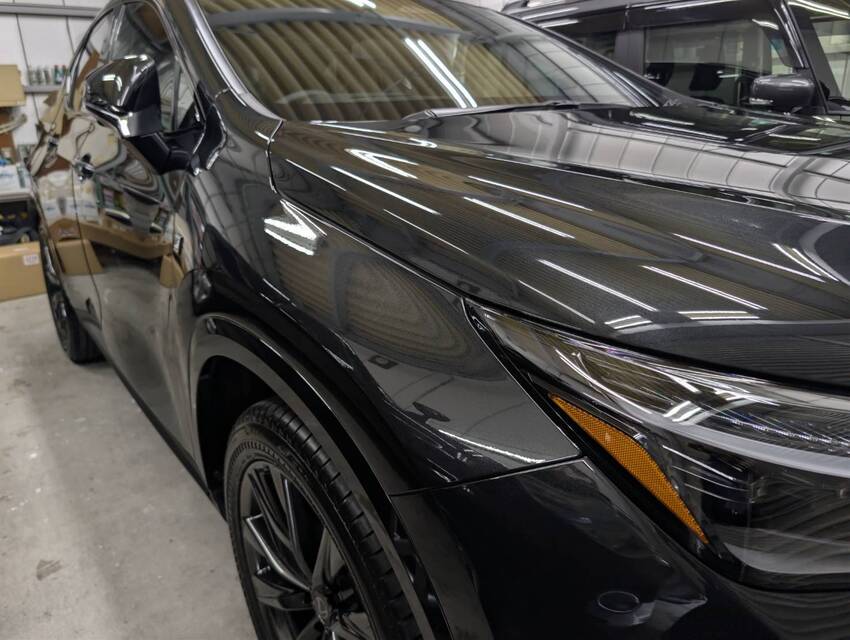 施工後　レクサスNX350(ブラック）　フロントサイド