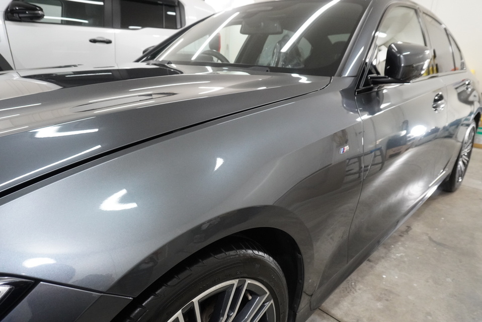施工後　BMW320（グレー）　フロントサイド