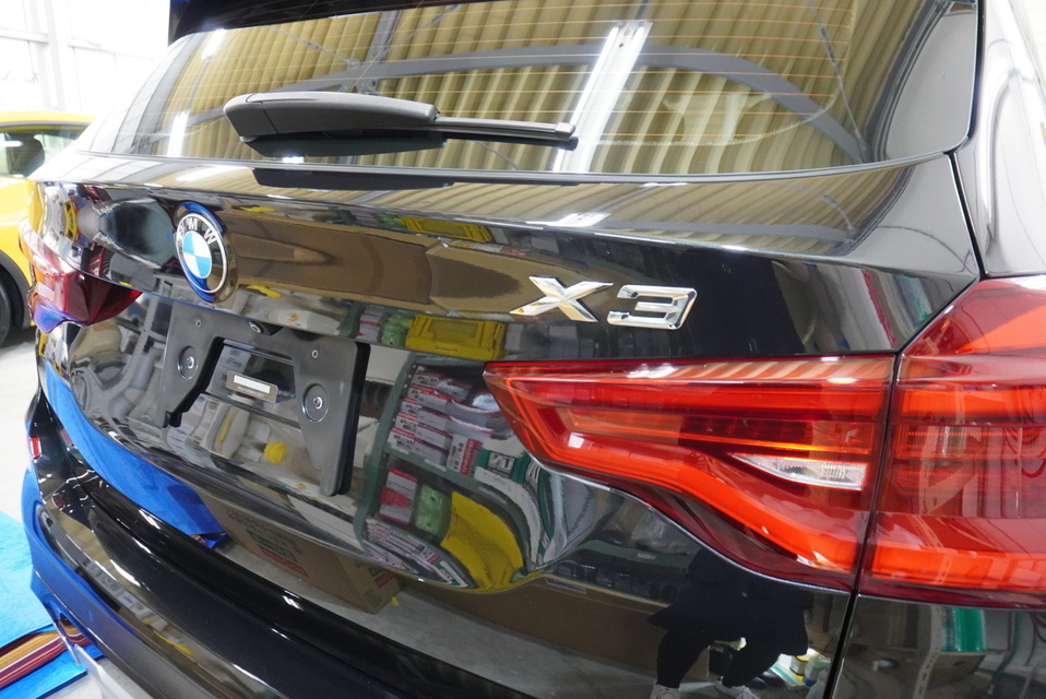 施工後　BMWX3(ブラック）　リア