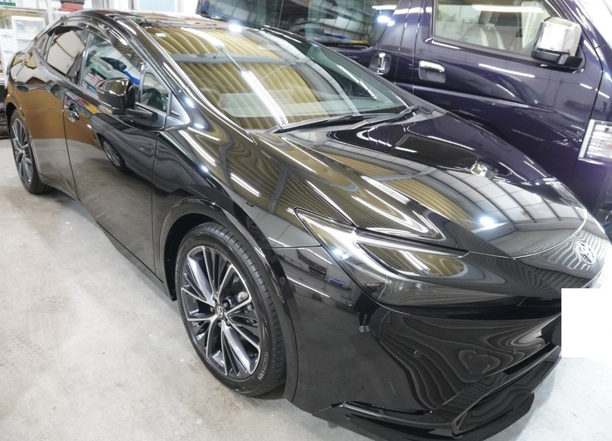 施工後　トヨタプリウス（ブラック）　車全体