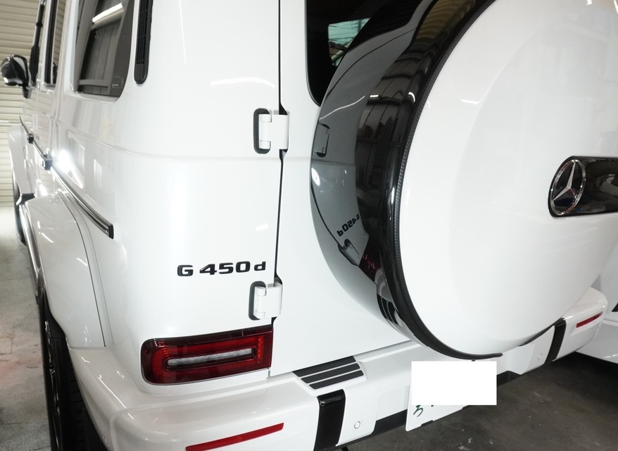施工後　メルセデスベンツG450d（ホワイト）　リア