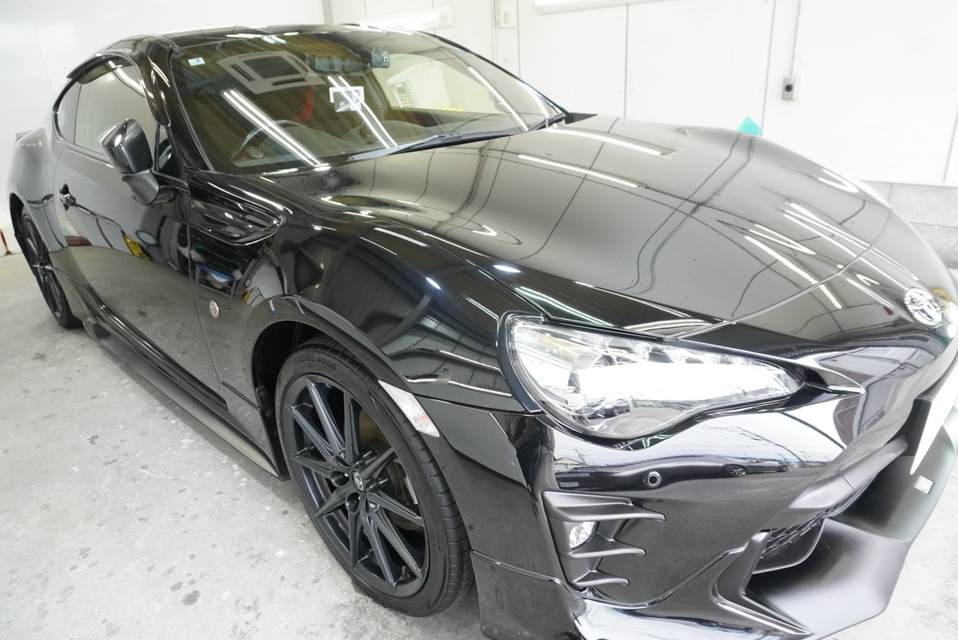 施工後　トヨタ86(ブラック）　車全体