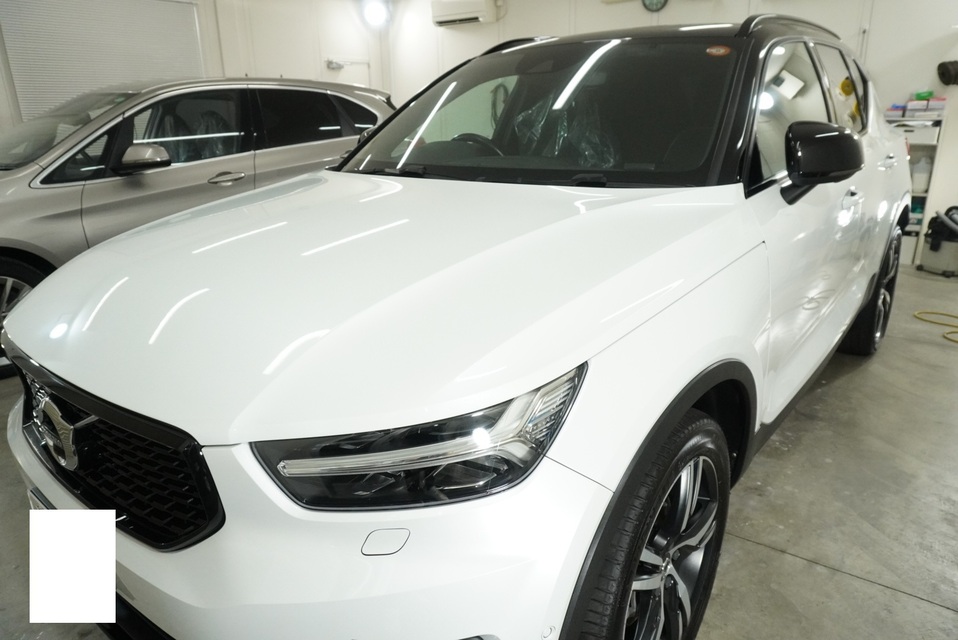 施工後　ボルボXC40（ホワイト）　車全体