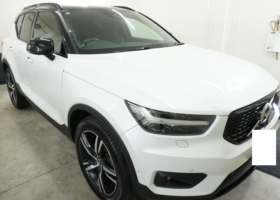 施工後　ボルボXC40（ホワイト）　車全体