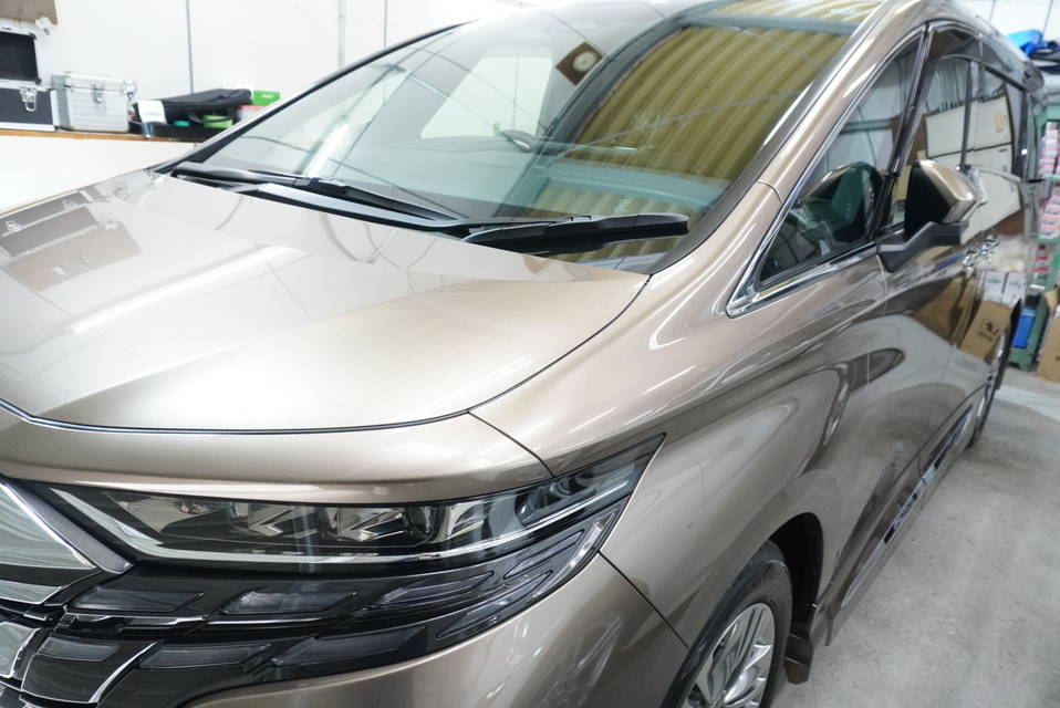 施工後　トヨタ　アルファード（ブロンズ）　車全体