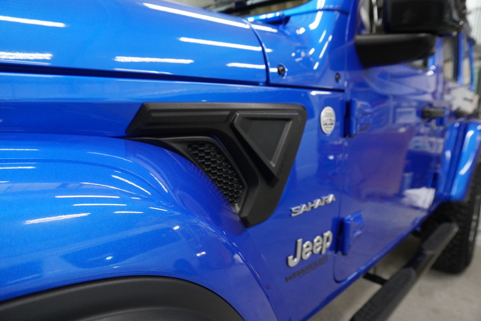 施工後　Jeepラングラー（ブルー）　サイドアップ