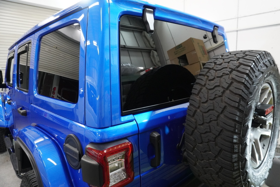 施工後　Jeepラングラー（ブルー）　　リア