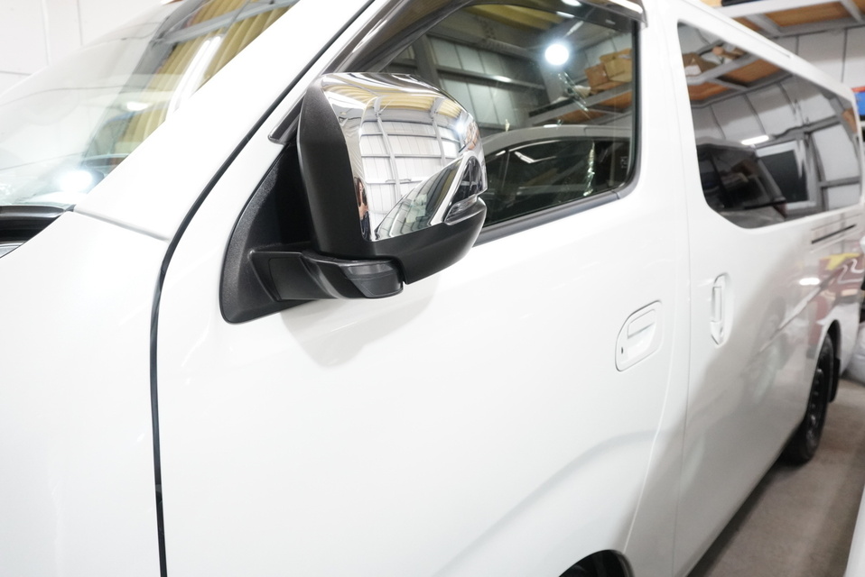 施工後　日産キャラバン（ホワイト）　フロントサイド