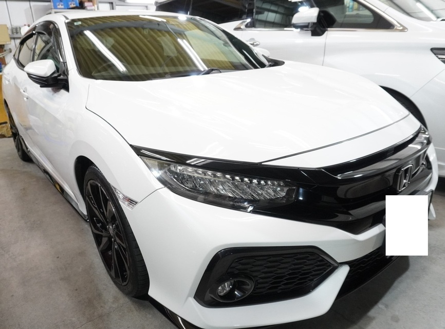 施工後　ホンダ　シビック（ホワイト）　車全体